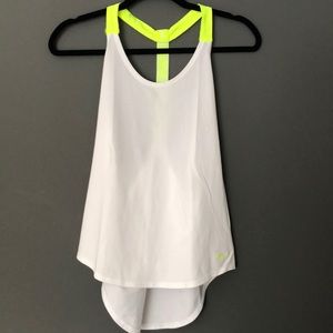 Nike top
